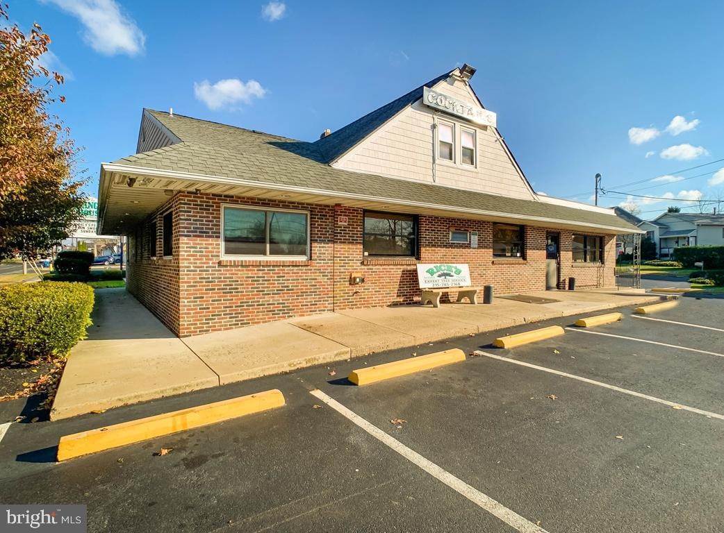 Commercial for Sale at 2813 HULMEVILLE Road Bensalem, Pennsylvania 19020 United States